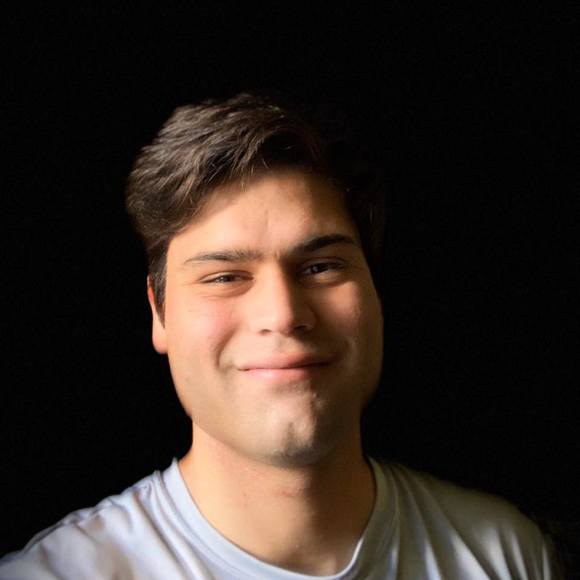 Meet your Posher, Andrew - Picture 1 of 1